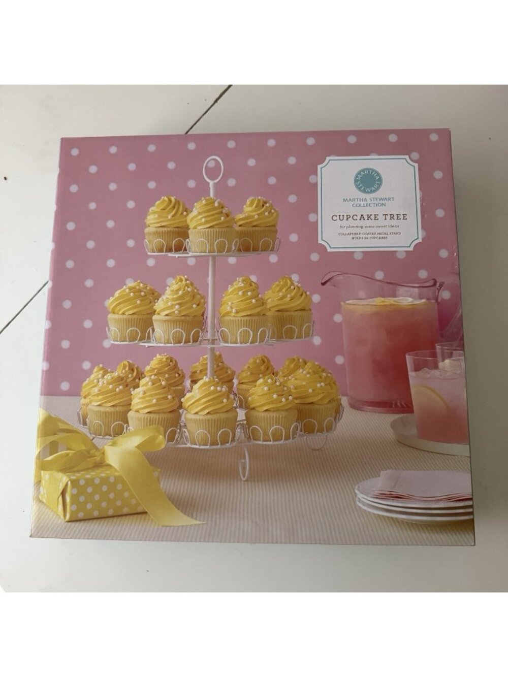 Martha Stewart 3-Tiers  Collapsible Cupcake Tree, hold up to 24 cupcake